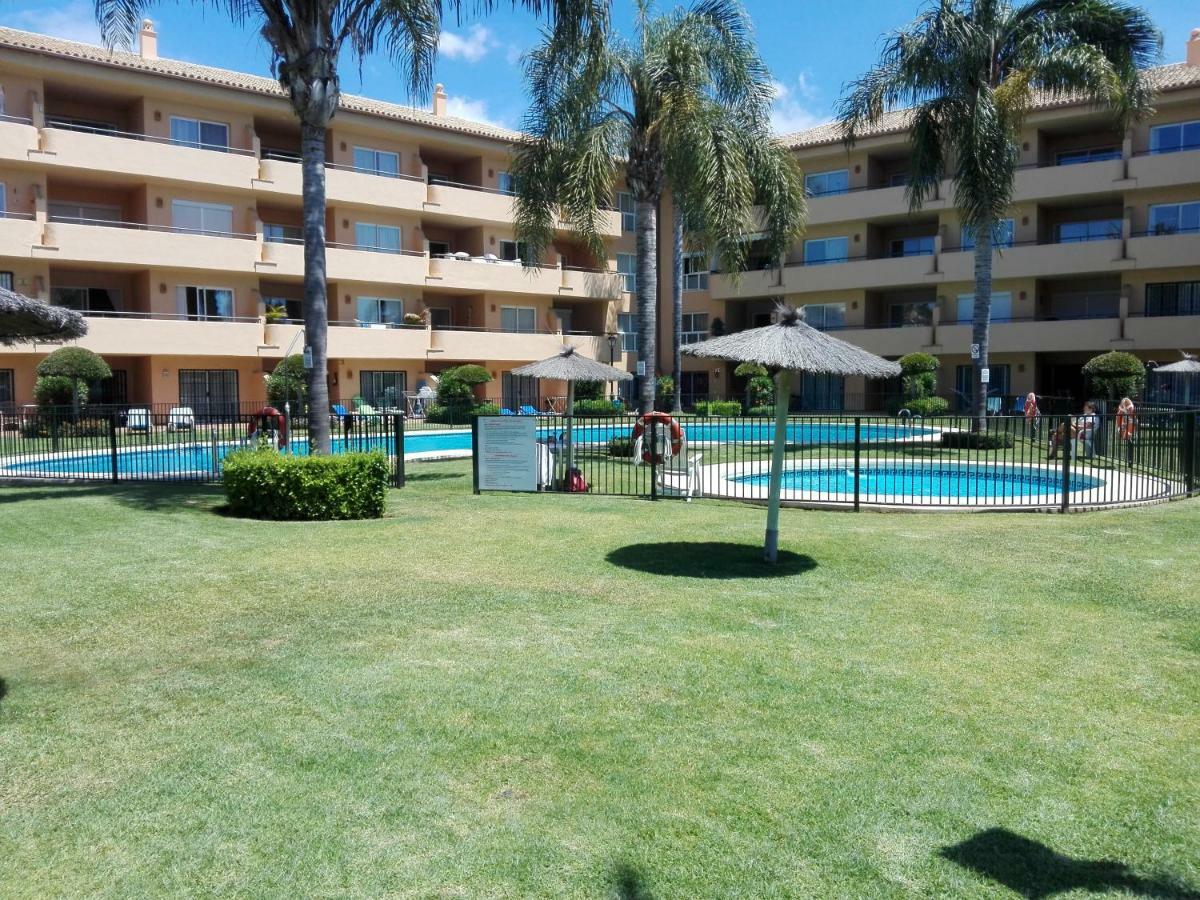 En Patios De Santa Maria Golf *